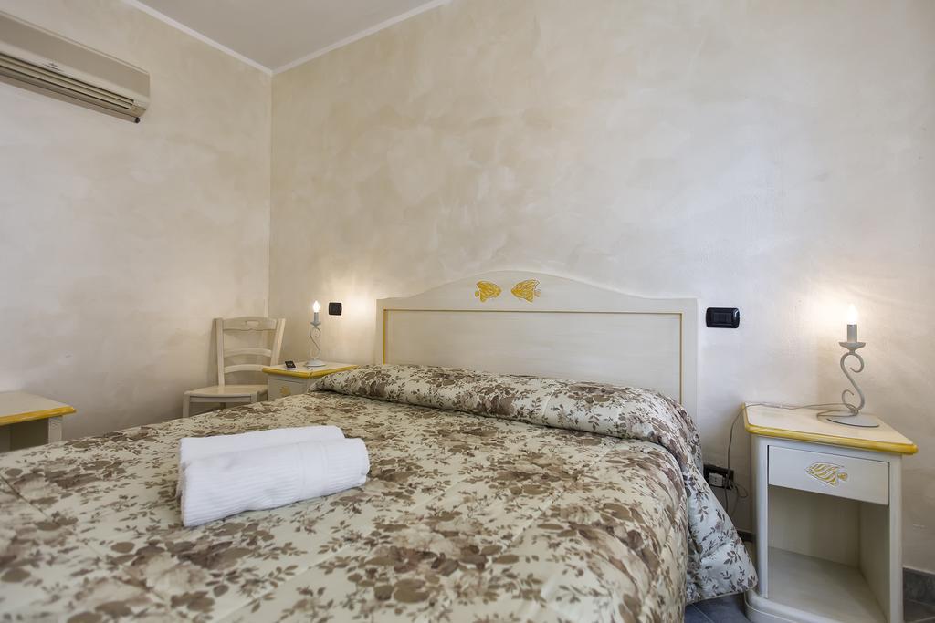 Morpheo Rooms Альгеро Екстер'єр фото