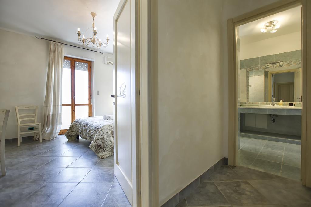 Morpheo Rooms Альгеро Екстер'єр фото